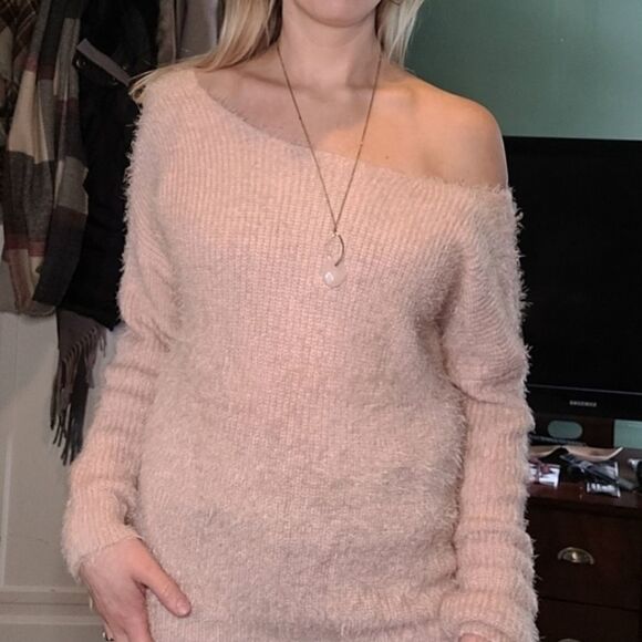 Knotted back off shoulder sweater - Picture 1 of 5